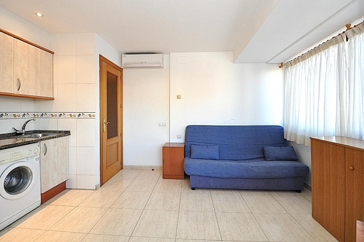 Apartamentos Ar Easy Oliva Lloret de Mar Exteriör bild