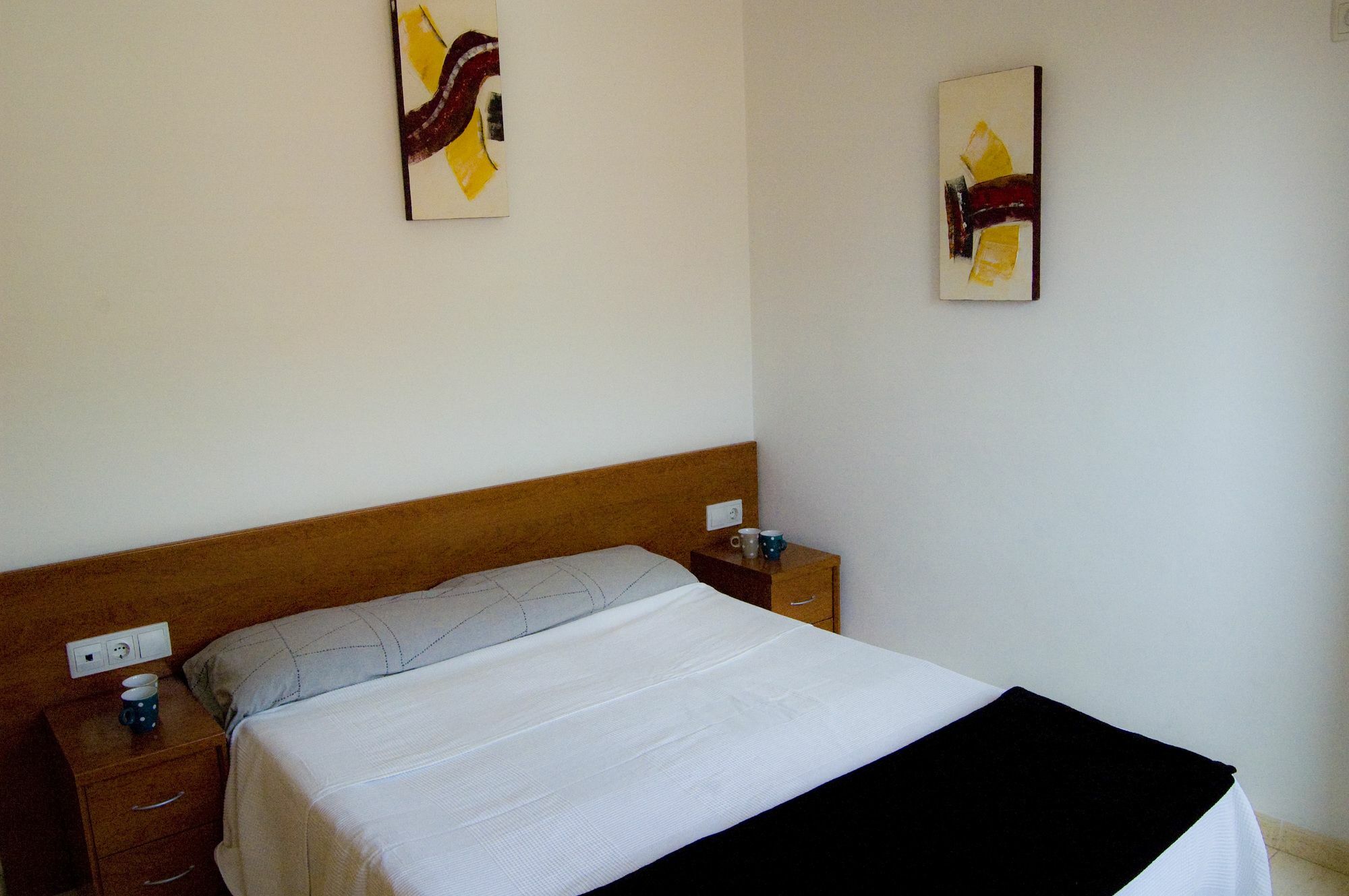 Apartamentos Ar Easy Oliva Lloret de Mar Exteriör bild